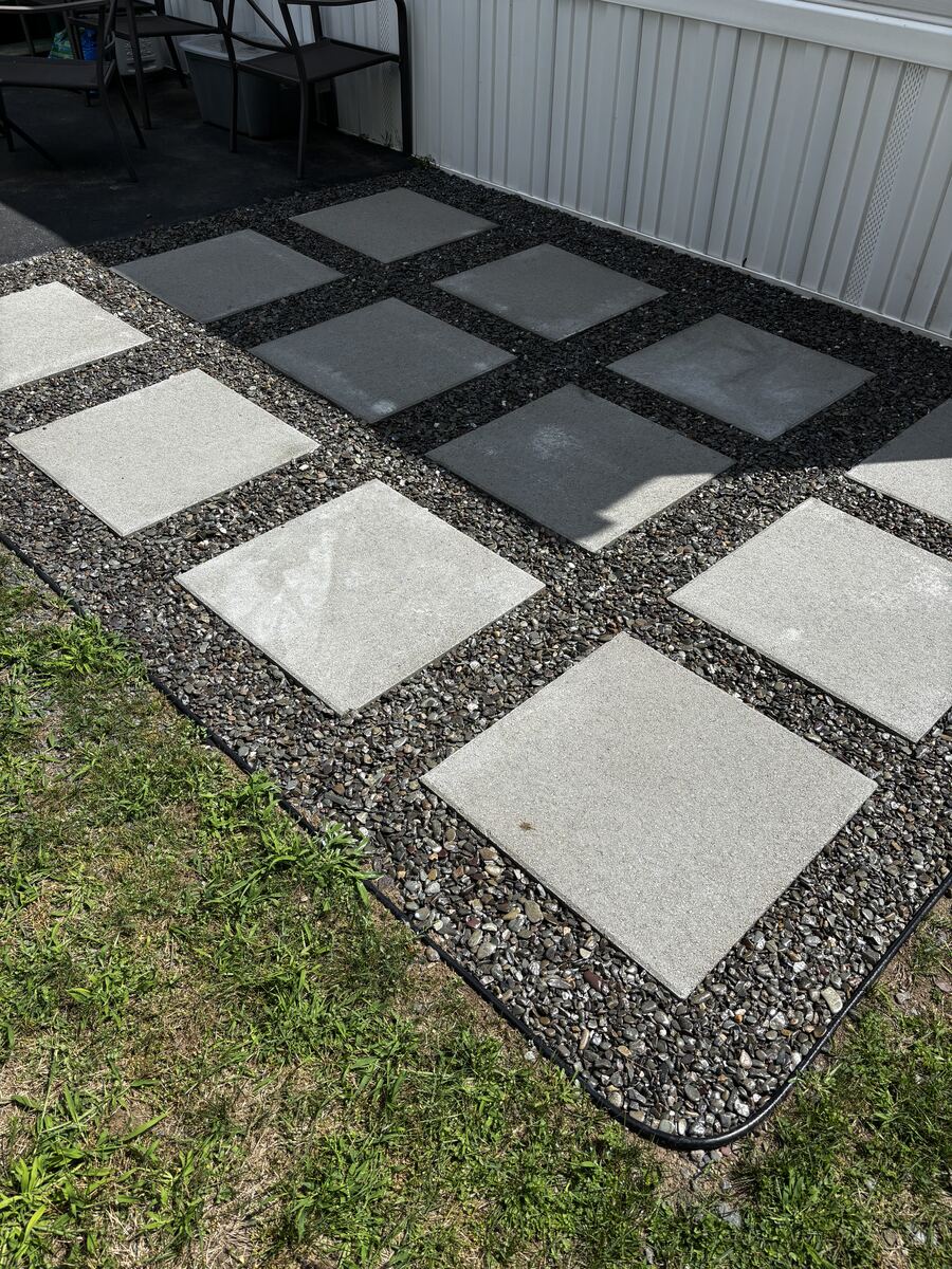Paver stepping-stone patio with pea gravel